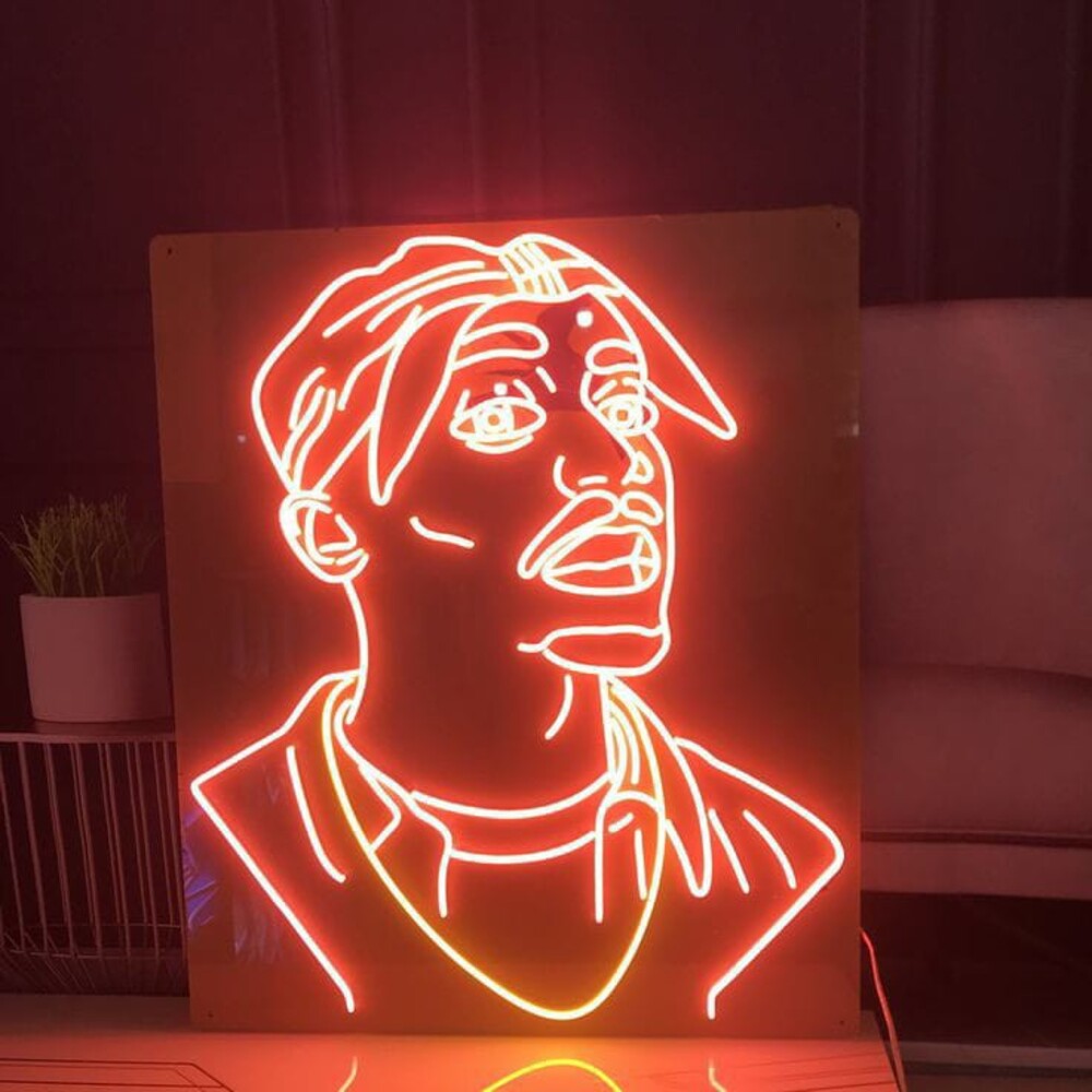 2Pac Neon Tabela