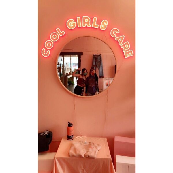 Cool Girls Care Neon Tabela