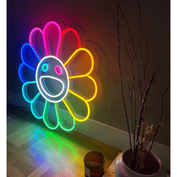 Takashi Murakami Neon Işıklı Şeffaf Pleksi