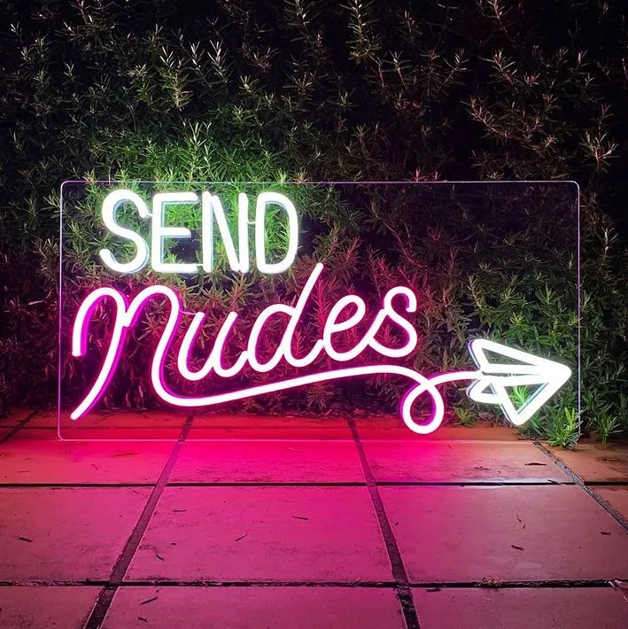 Send Nudes Neon Işıklı Şeffaf Pleksi